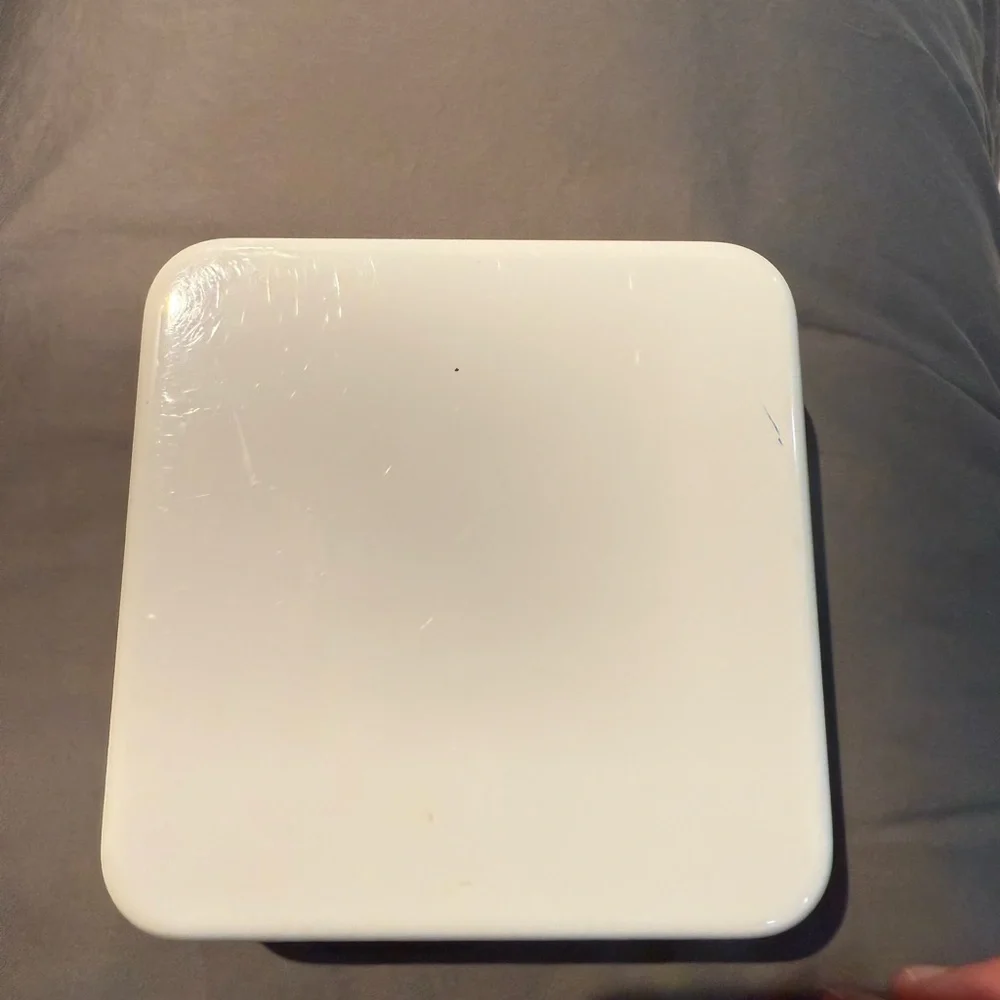 Apple Watch case‎ box no major flaws mold surface wear